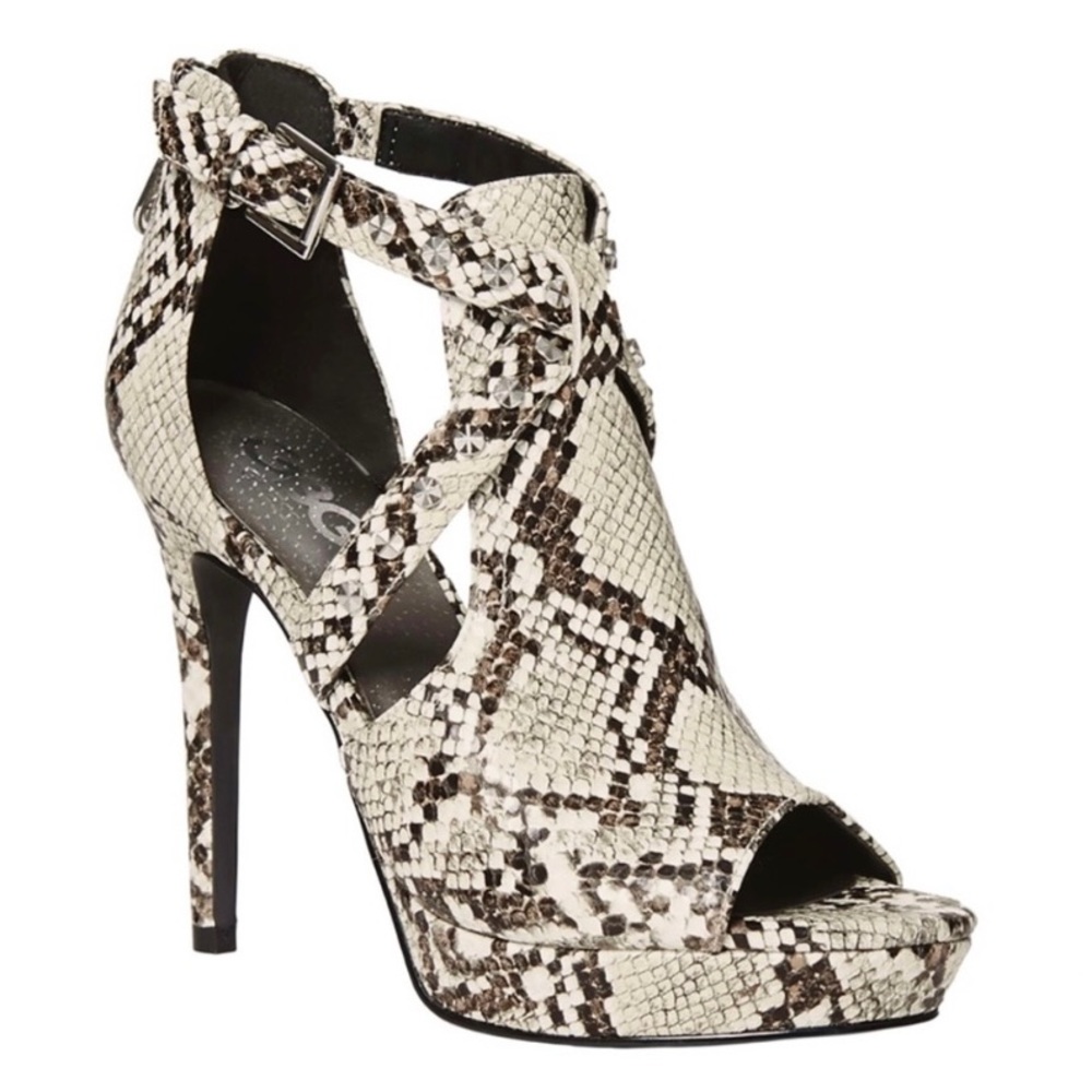 G by Guess Jasin Platform snakeskin Heel